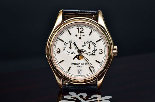 泰格豪雅手表停走是什么原因?（圖1）