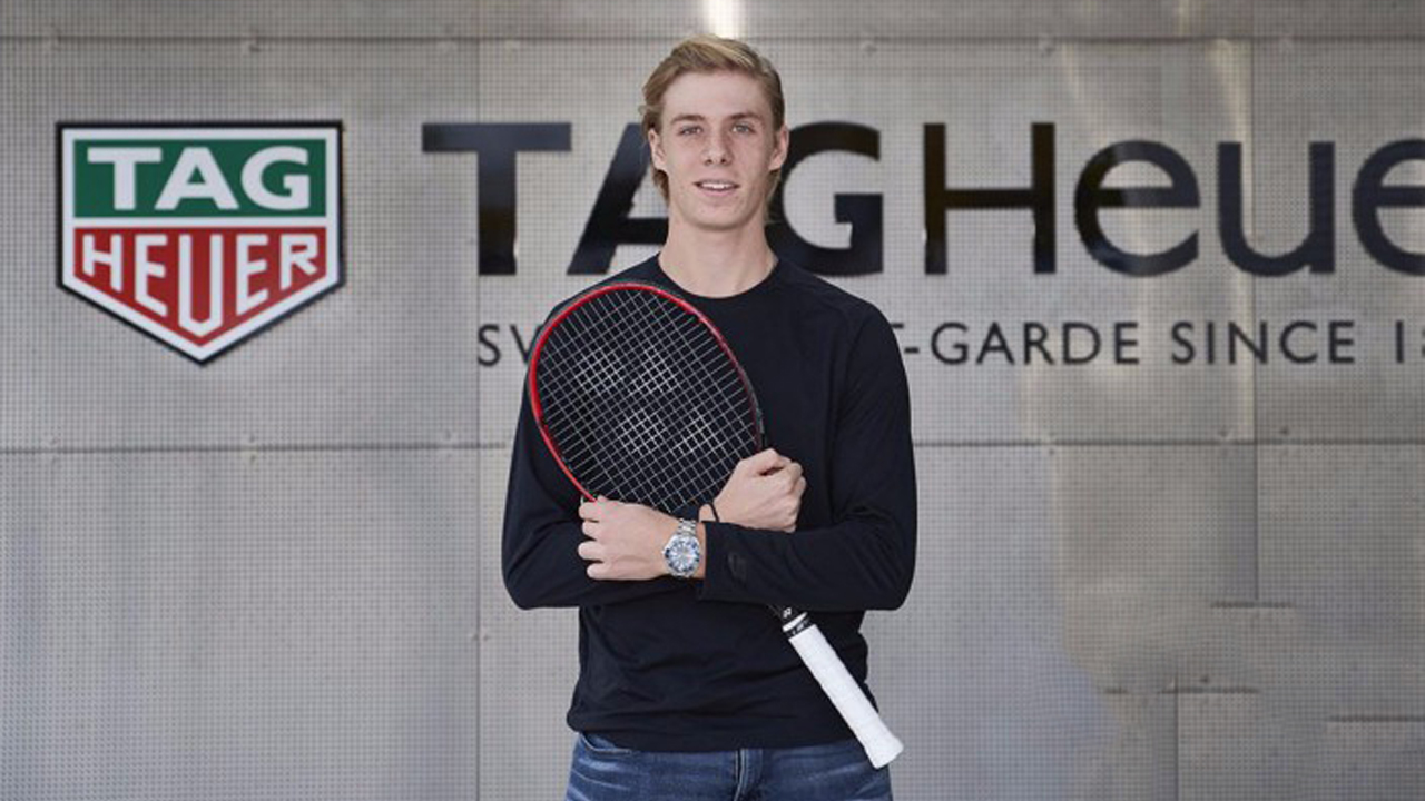 丹尼斯·沙波瓦洛夫（圖）