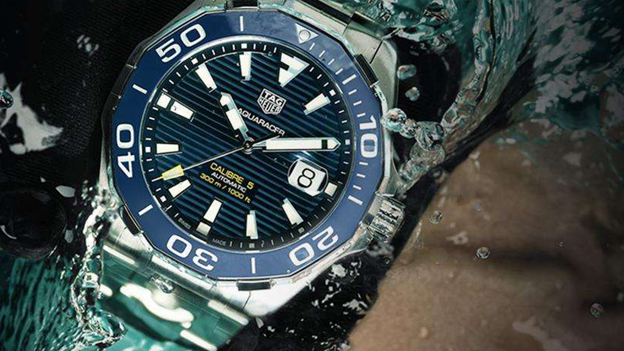 泰格豪雅表盤生銹(圖) 泰格豪雅表盤生銹(圖)