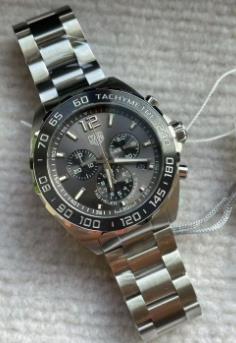 泰格豪雅腕表進(jìn)灰了怎么辦？