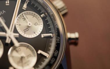 新款推出獨特的藍寶石水晶鏡泰格豪雅腕表（圖）