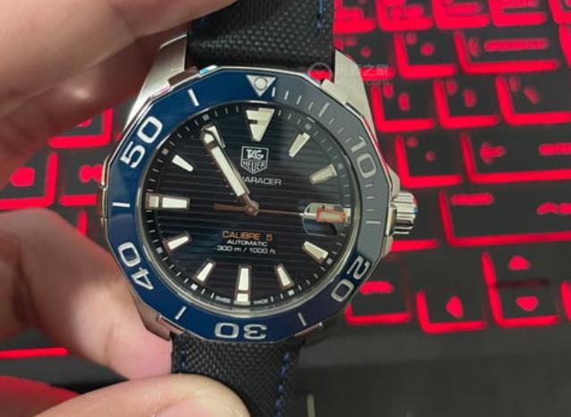 泰格豪雅表帶容易劃痕嗎(如何避免和處理表帶劃痕問題)