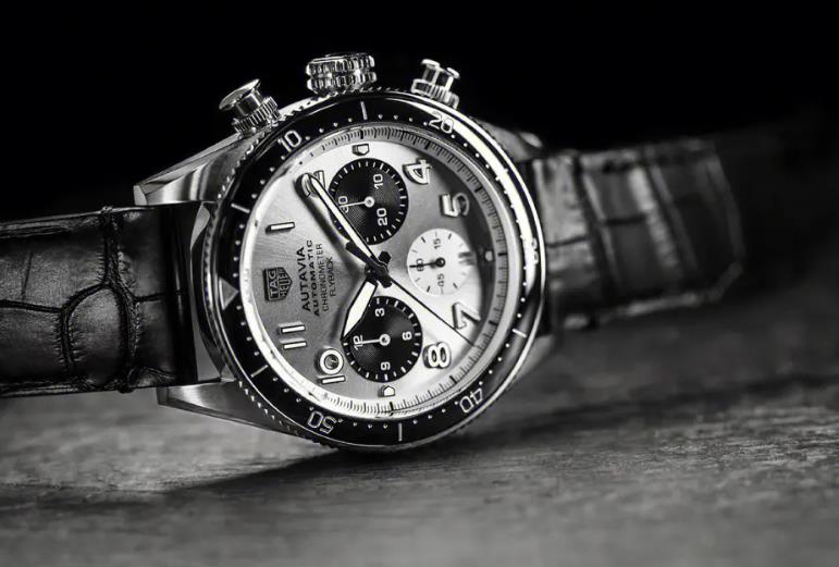 處理泰格豪雅手表進灰的小技巧（圖）