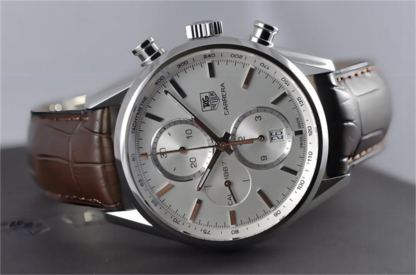 泰格豪雅手表表針脫落解決技巧推薦（輕松修復指南與常見問題解答）