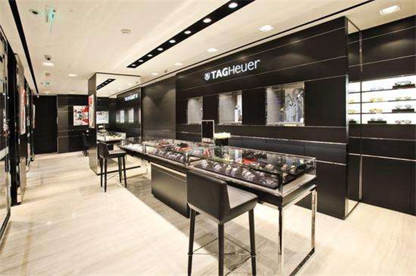 泰格豪雅腕表進水解決技巧推薦（保護愛表的實用方法）