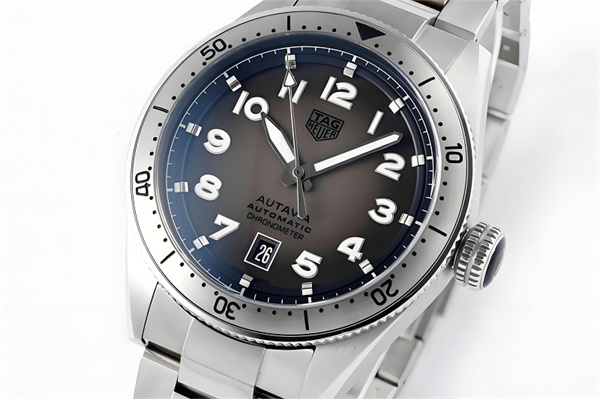 泰格豪雅手表表殼壞原因解析(維修與保養指南) 泰格豪雅手表表殼壞原因解析(維修與保養指南)